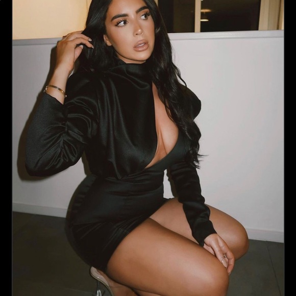 House of CB 'Mirella' Black Slash Neck Dress - Picture 9 of 14